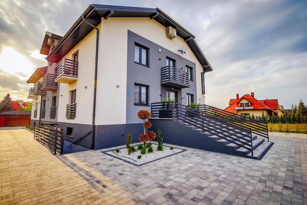 Bed and Breakfast Targowa37 Uniejów Exterior foto